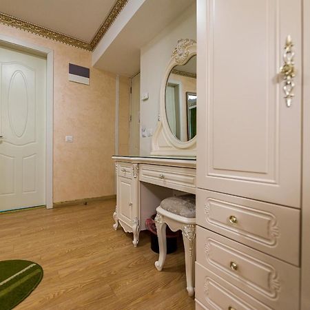 Hotel Helin Central Craiova Exterior photo