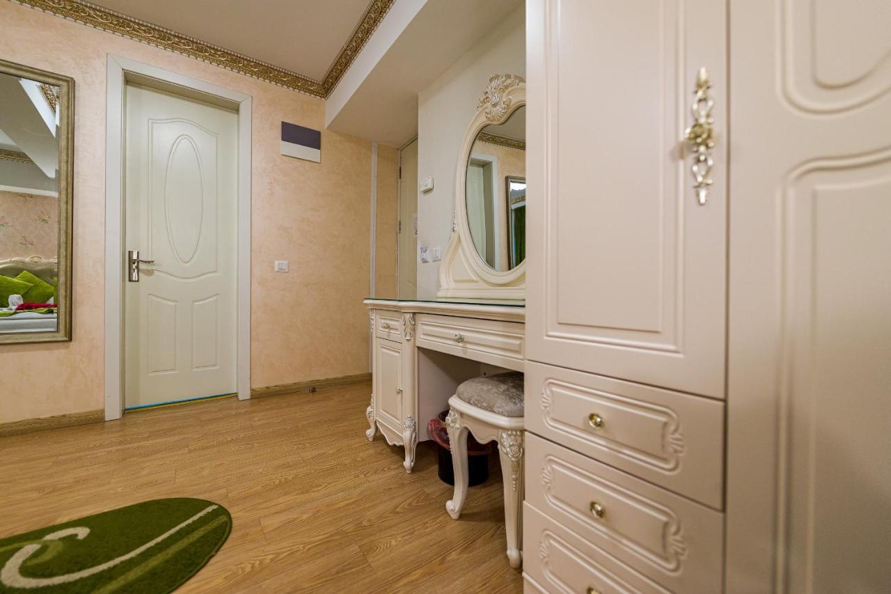 Hotel Helin Central Craiova Exterior photo