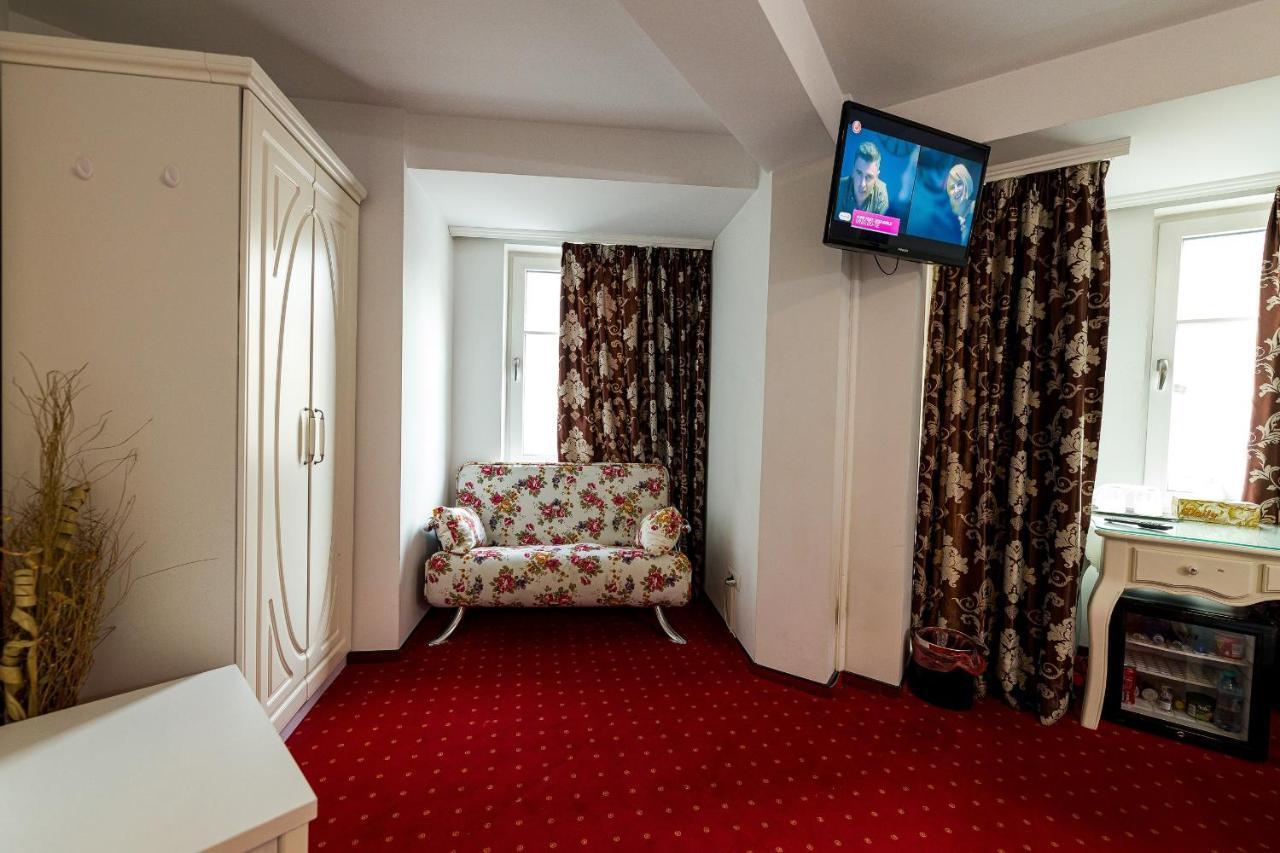Hotel Helin Central Craiova Exterior photo