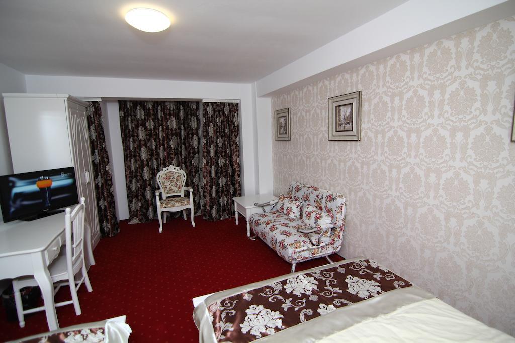 Hotel Helin Central Craiova Exterior photo